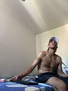 Monkey uchiha777 online show from November 10, 8:14 pm