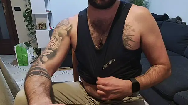 maialinofriuli online show from November 20, 4:50 pm