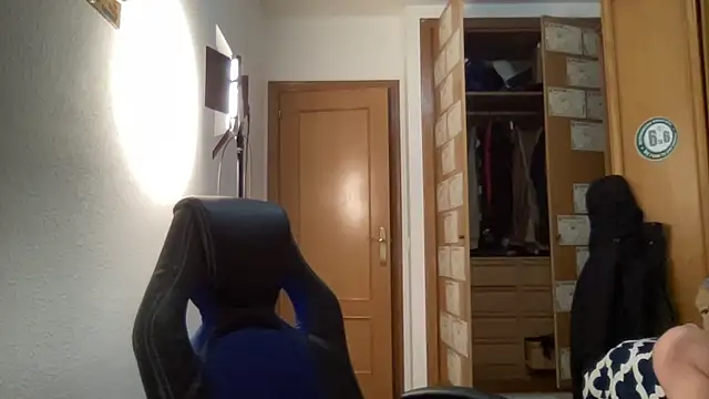 Snapshot of Martinassy chatting on March 12, 11:09 am Martinassy online show from March 12, 11:09 am