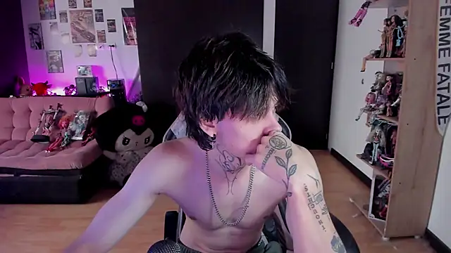xIce Boy online show from June 5, 6:57 pm