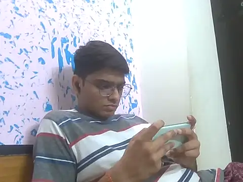 sutfvkii online show from March 29, 5:02 pm