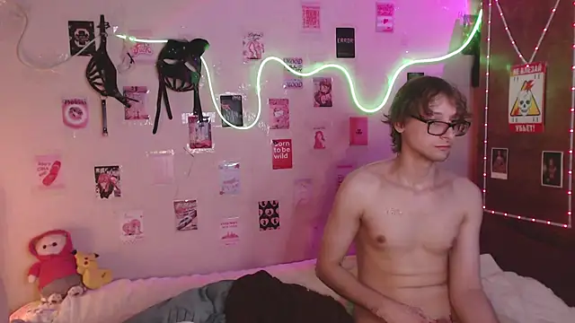 Your Horny Friends online show from October 30, 1:56 pm