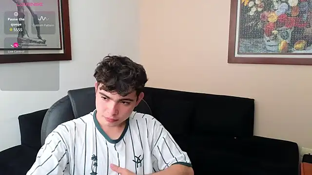 lukeboyce33 online show from February 23, 8:10 pm