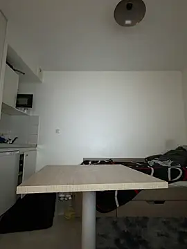 Renoirmonter online show from April 4, 5:04 am