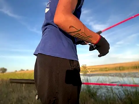 bwcizThrobbing online show from October 22, 11:19 pm