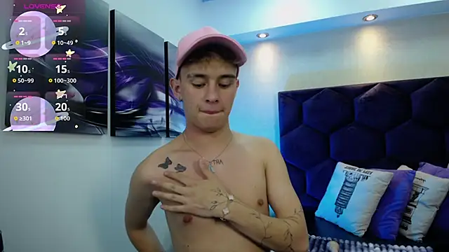 LiamWildx20 online show from September 10, 4:55 am