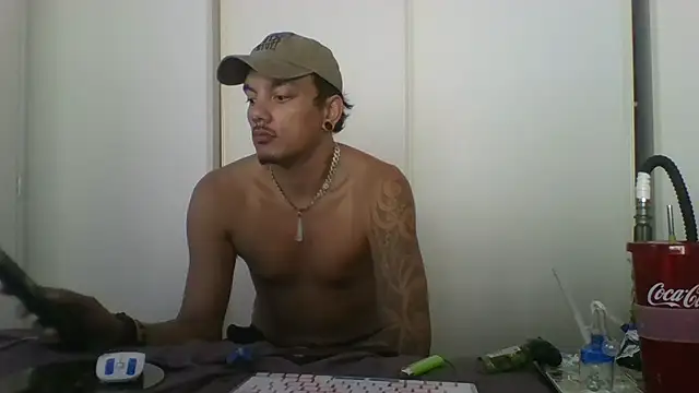 TAIZ69WORLD online show from November 5, 1:40 am