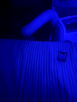 VicS119717 online show from October 12, 4:12 pm