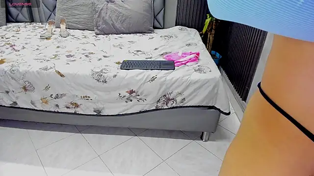 Andrew Taylor09 online show from November 15, 4:47 am