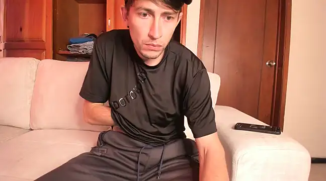 laurent 01 online show from March 20, 1:26 pm