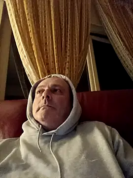 Alexis Bull online show from January 13, 11:09 pm