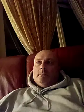 Alexis Bull online show from January 14, 11:41 pm