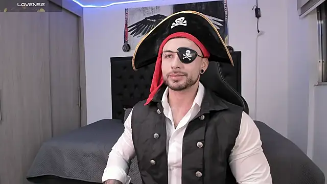 santi aesthetic online show from October 31, 2:24 am