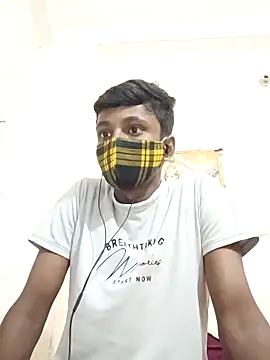 Snapshot of _fucker_18 chatting on October 16, 5:43 pm fucker 18 online show from October 16, 5:43 pm