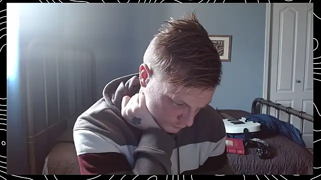 lustylyndon online show from January 11, 7:39 pm