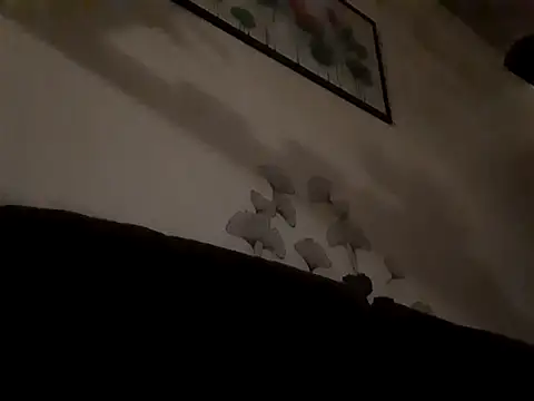 Snapshot of Vince072 chatting on September 30, 4:40 am Vince072 online show from September 30, 4:40 am