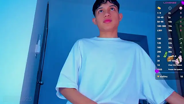 Sebax Young online show from October 26, 9:28 pm