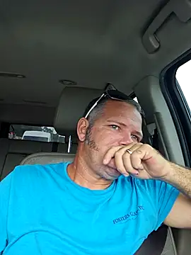 cubanitofeliz40 online show from October 28, 8:55 pm