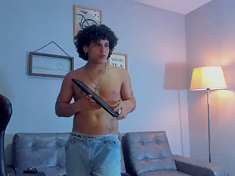 Xfire boy69 online show from September 29, 8:59 pm