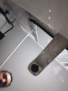 bigandstrong2217 online show from February 11, 11:21 pm