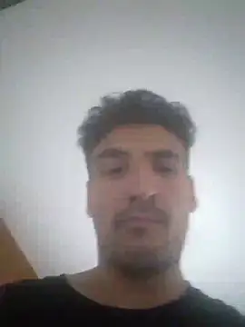 bigandstrong2217 online show from April 1, 4:47 am