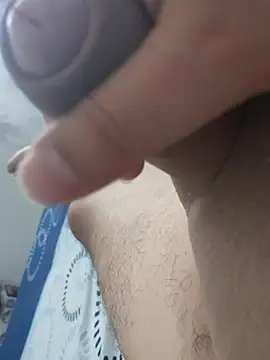 Snapshot of ScuffingBungalow chatting on September 19, 7:13 pm ScuffingBungalow online show from September 19, 7:13 pm