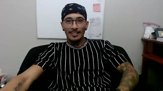 tanjir020 online show from February 5, 1:56 am