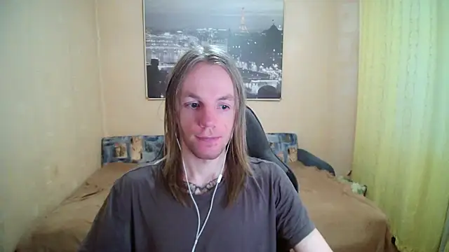 AdamDickens online show from April 17, 1:52 am