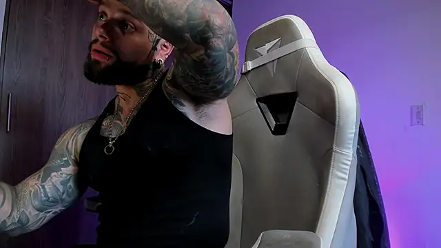 natevillage online show from September 22, 9:14 pm