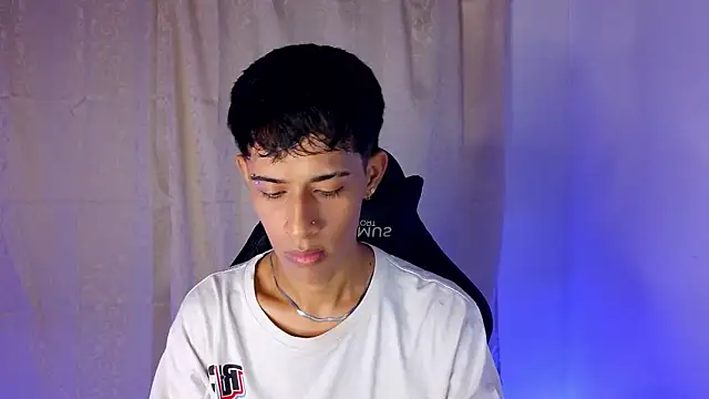 Danny cute 05 online show from February 14, 7:03 am