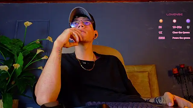 david huge online show from November 18, 1:31 am