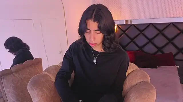 ryo light online show from March 30, 2:34 am