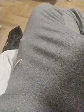 LeoMaduroSP online show from November 13, 3:55 am