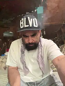 Jonathanfrom420 online show from April 24, 4:20 pm