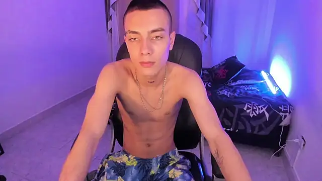 Dereck Boy8 online show from December 22, 2:53 am