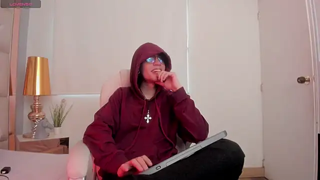 dark sun302 online show from November 17, 9:07 pm