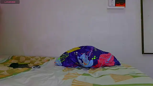 dylan apol0 online show from March 6, 3:58 am