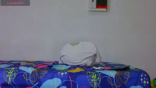 dylan apol0 online show from March 17, 10:56 pm