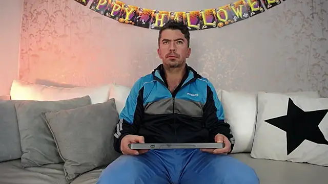 JuanKFit 45 online show from October 29, 1:58 pm