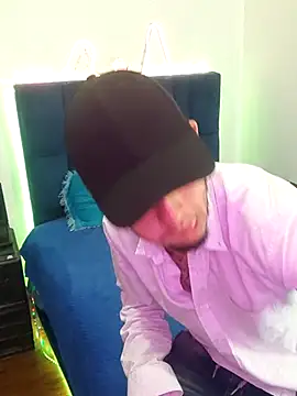 Tattoboy19cm online show from September 13, 2:51 pm