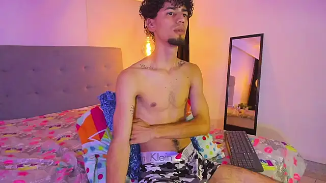 Chris Angel  online show from February 26, 3:52 am