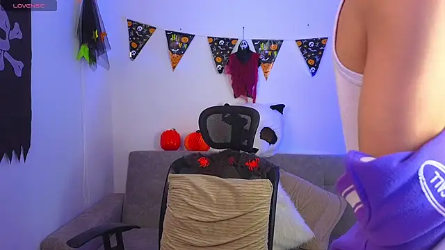 yulian vasquez online show from October 28, 12:40 pm