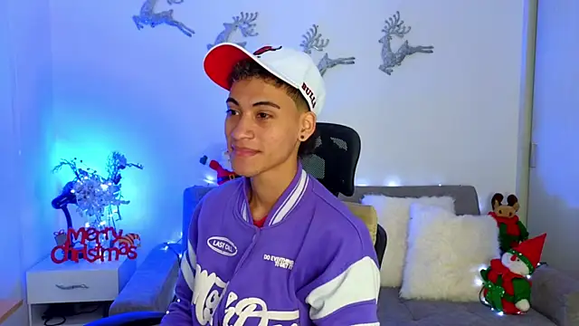 yulian vasquez online show from December 22, 12:24 pm