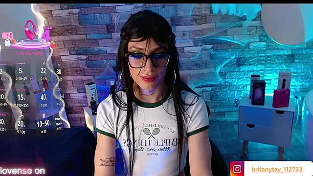 boyfox tay online show from October 22, 4:05 am