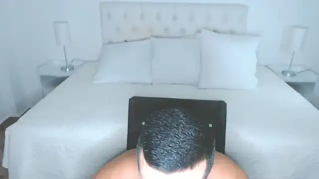 mr hunterx online show from February 5, 6:42 am