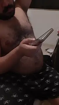 Urso Nerd online show from April 17, 3:20 am