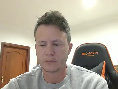 TroyDieselXXX online show from April 16, 4:12 am