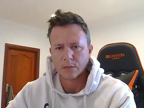 TroyDieselXXX online show from April 19, 5:29 am