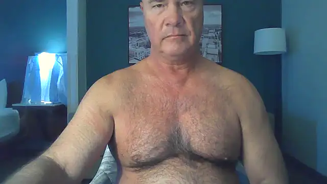 cyclone1212 online show from April 22, 11:15 am