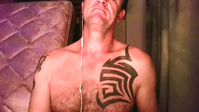 Yournaughty online show from November 17, 5:54 am